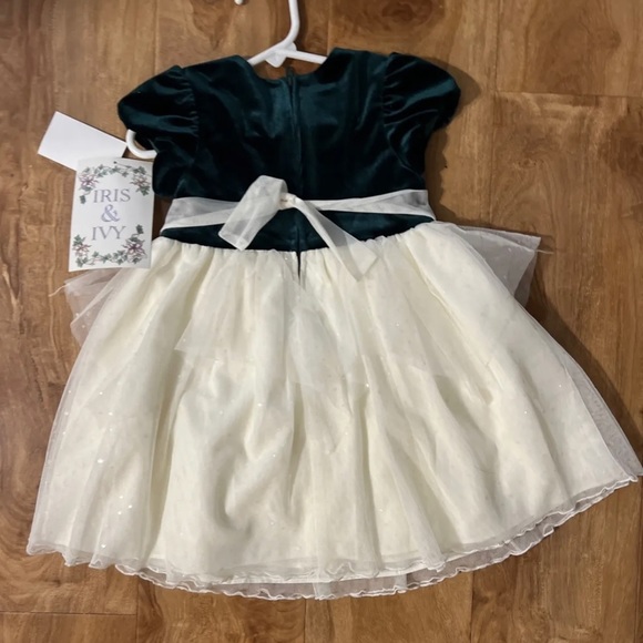 Holiday dress - Picture 2 of 3